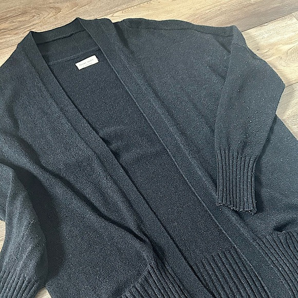 ARITZIA Azure Skies Grey Cardigan Size L - Picture 5 of 9